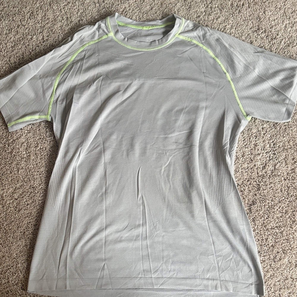 Men's Gray Athletic Shirt